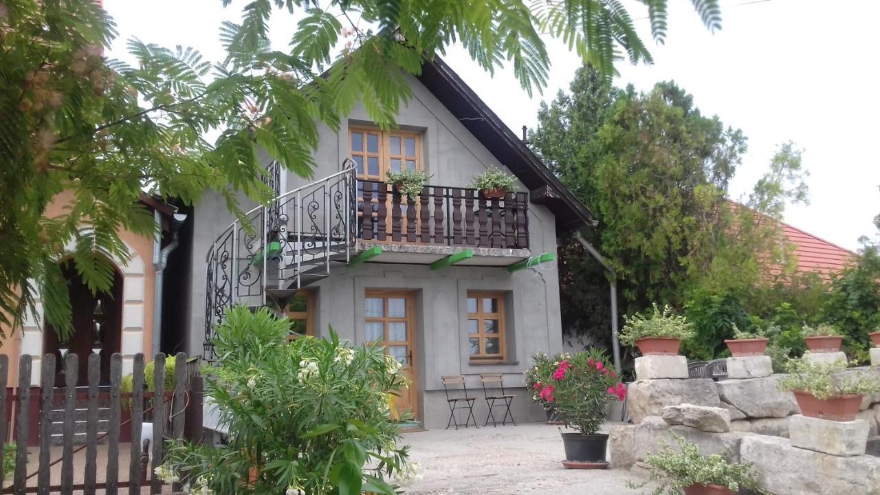 Vagabund Vendeghaz Villa Etyek Ngoại thất bức ảnh